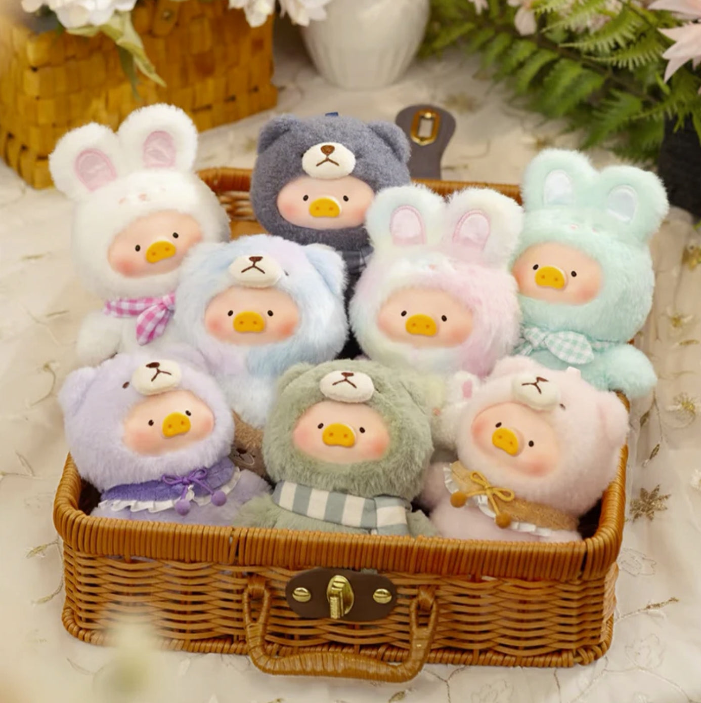 LuLu the Piggy – Joyful Time Series Plush Keychain Blind box